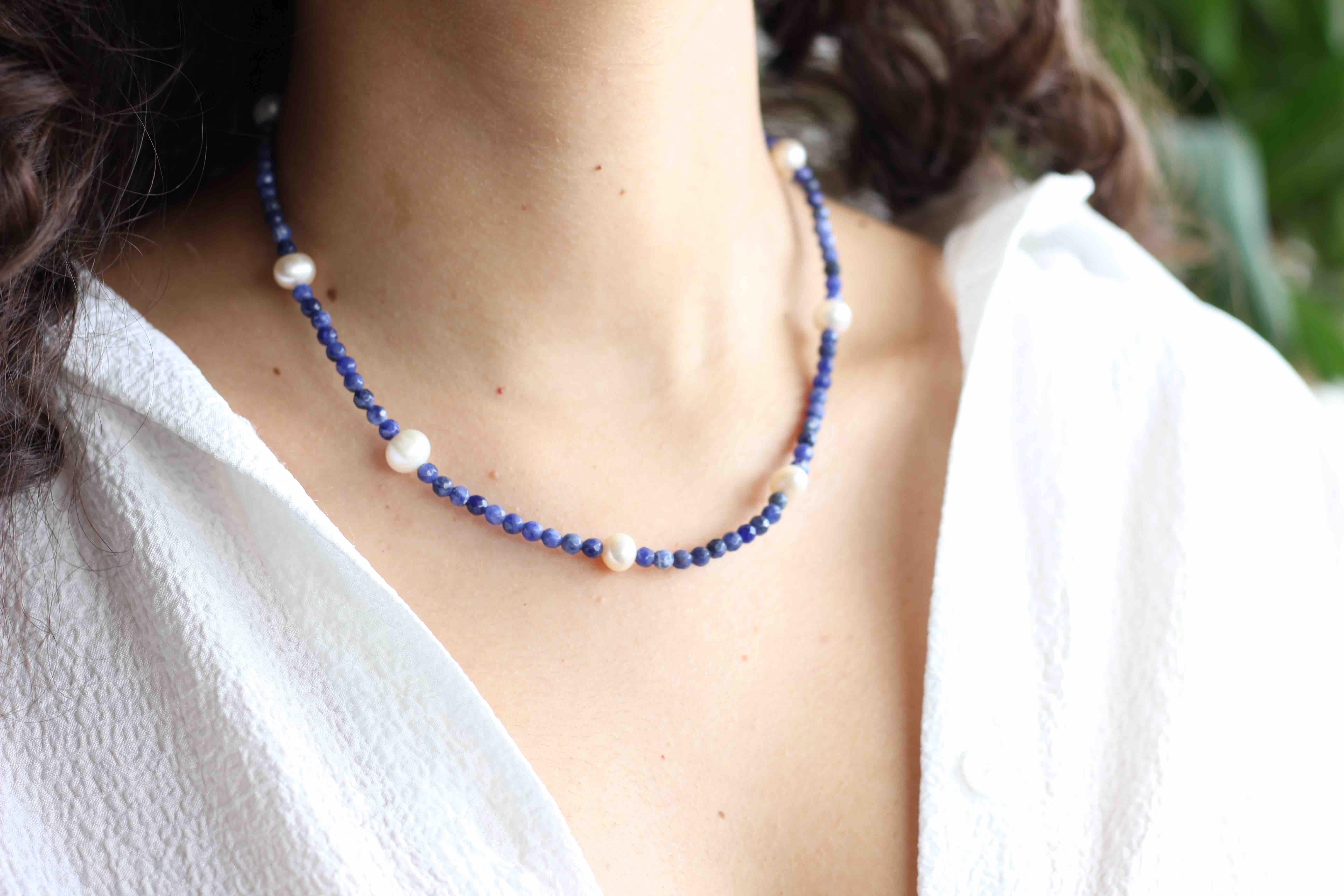 Sodalite bead deals necklace